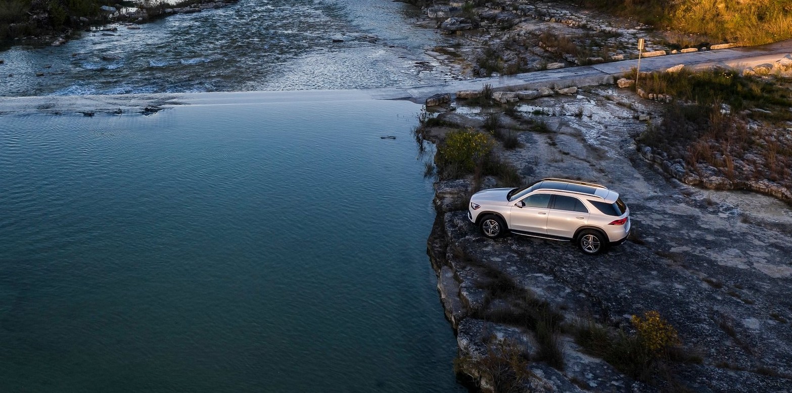 Mercedes-Benz-GLE-2020-1600-4f-1